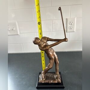 Bronze Golfer Sculpture